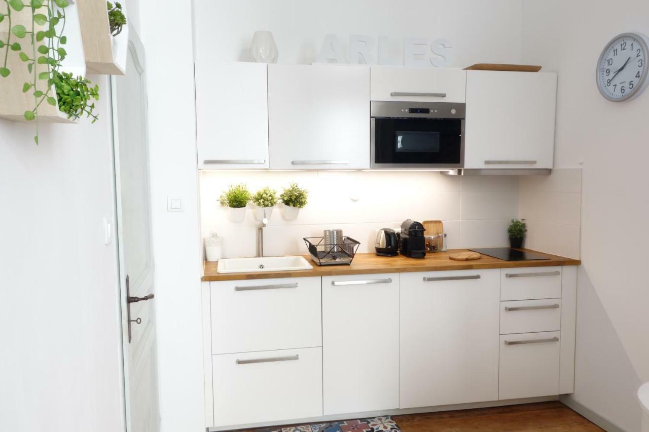 Arles Holiday - Le Studio Chic ภายนอก รูปภาพ